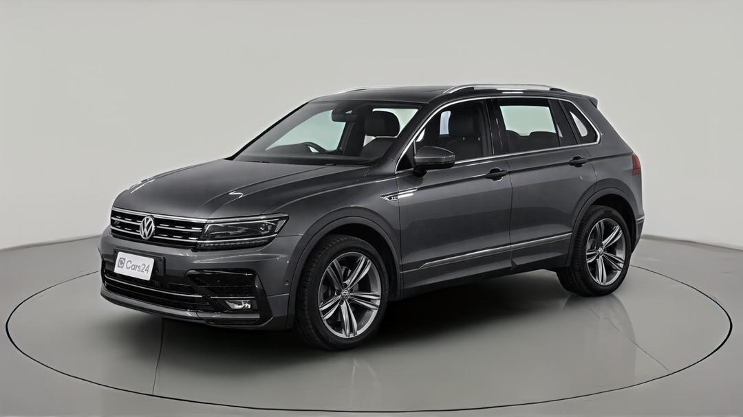 2019 Volkswagen Tiguan 132 Tsi R-line Edition, Automatic, 63435 km, Left Front Diagonal (45- Degree) View