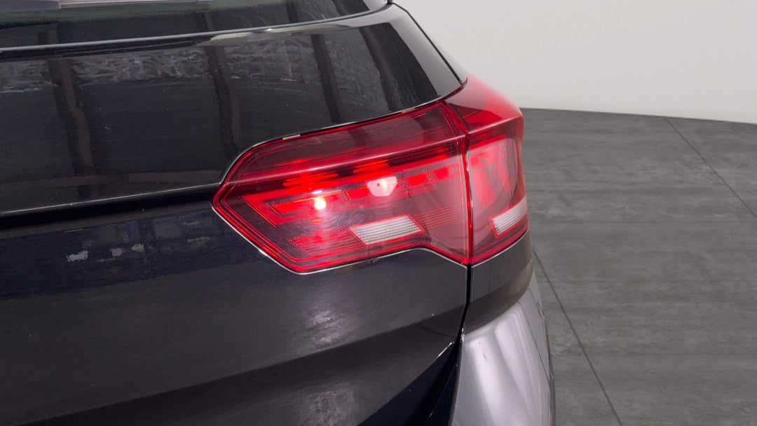 Badge (Boot Right Side)