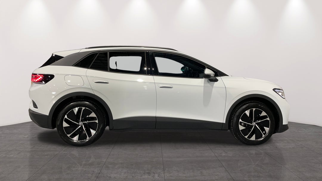 2025 Volkswagen Id.4 Pro, Automatic, 6405 km, Right Side View