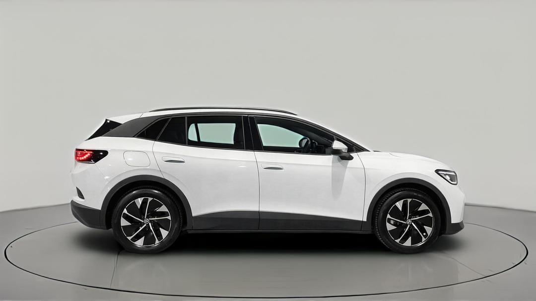 2025 Volkswagen Id.4 Pro, Automatic, 6405 km, Right Side View