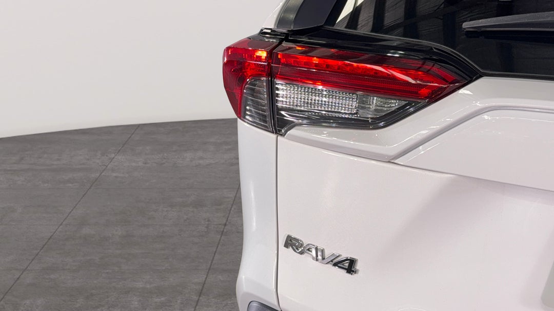 Badge (Boot Left Side)