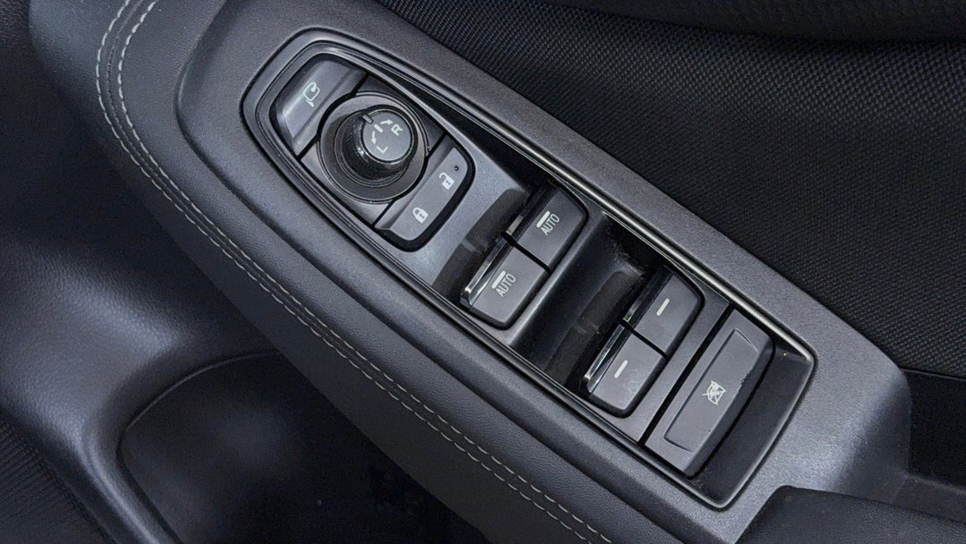 2019 Subaru Forester 2.5i (AWD), Automatic, 93260 km, Drivers Side Door Panel Controls