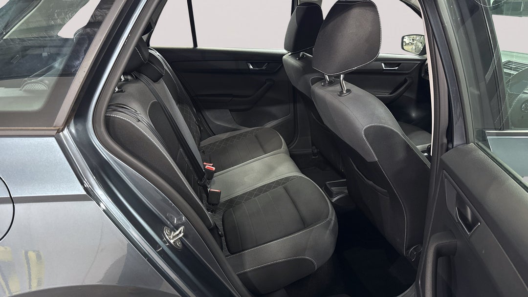 2019 SKODA Fabia 81 Tsi, Automatic, 55271 km, Right Side Rear Door Cabin View