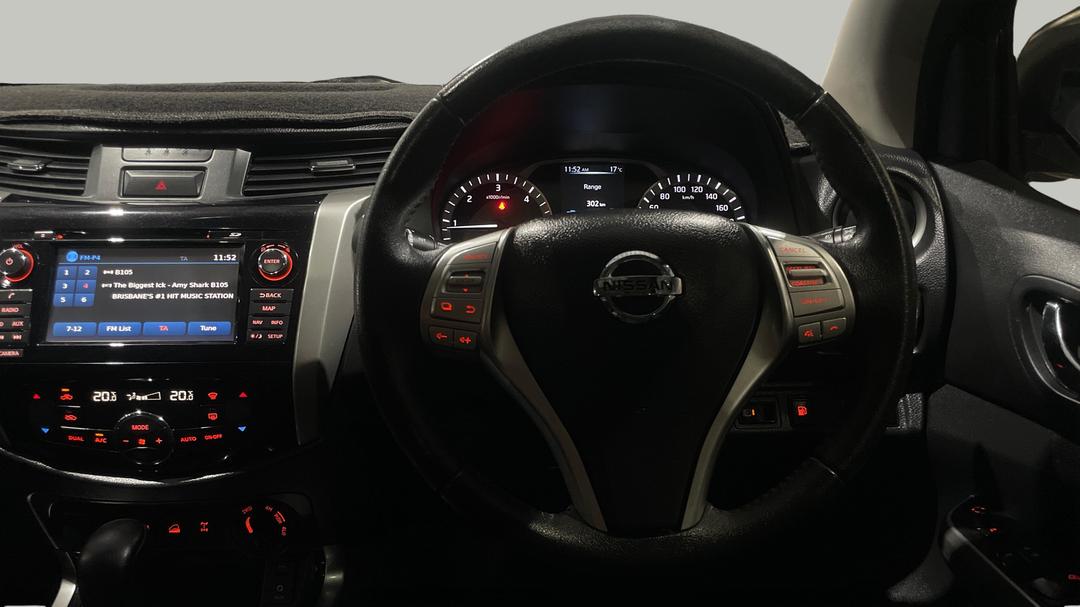 2018 Nissan Navara St-X (4x4), Automatic, 82330 km, Steering Wheel Close-up