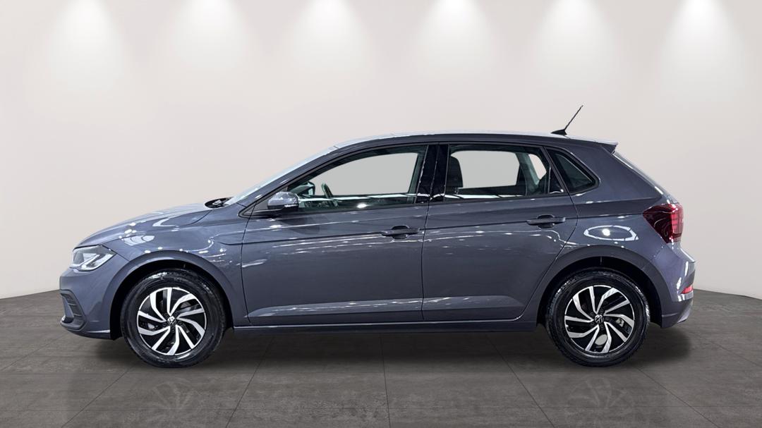 2024 Volkswagen Polo Life, Automatic, 26357 km, Left Side View