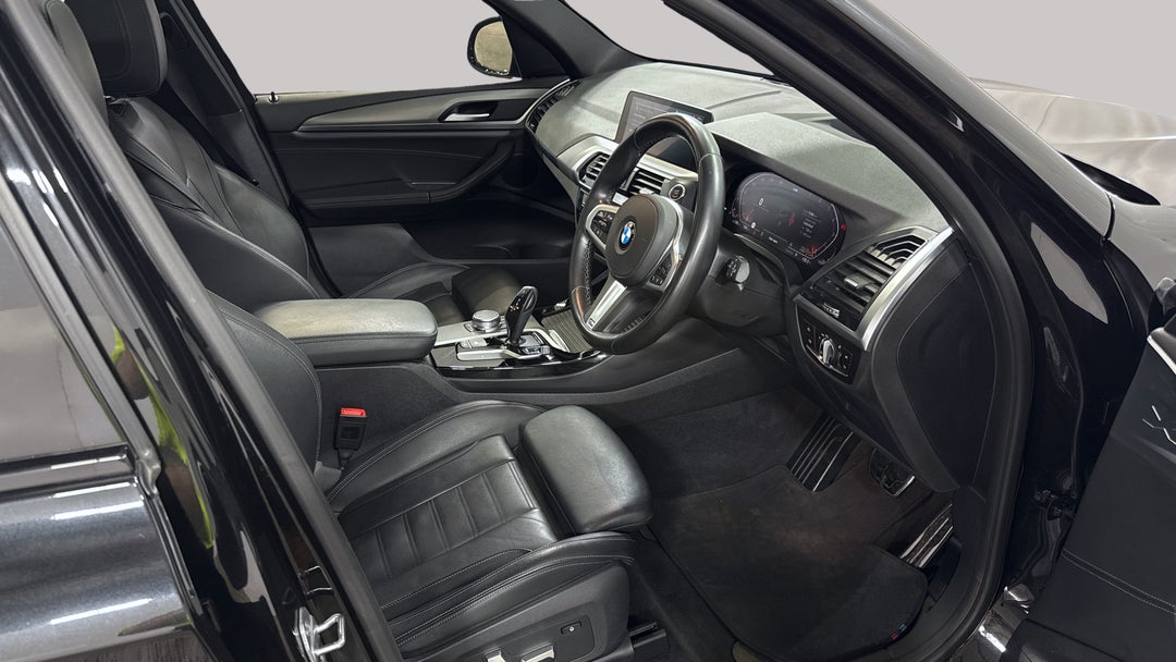 2020 BMW X3 sDrive20i M Sport, Automatic, 70396 km, Right Side Front Door Cabin View