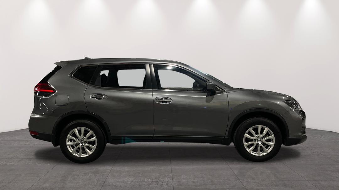 2018 Nissan X-trail St (4WD), Automatic, 68769 km, Right Side View