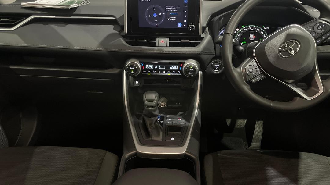 2024 Toyota RAV4 Gx (2WD) Hybr Full Size Spare, Automatic, 50775 km, Center Console