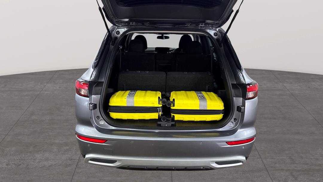 2023 Mitsubishi Outlander Ls 7 Seat (2WD), Automatic, 59322 km, Boot Inside View with Luggage