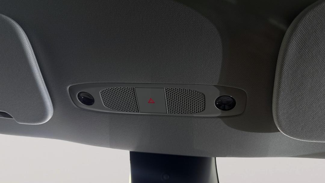 2024 Tesla Model Y Rear-wheel Drive, Automatic, 6383 km, On-Roof Controls/Sunglass holder