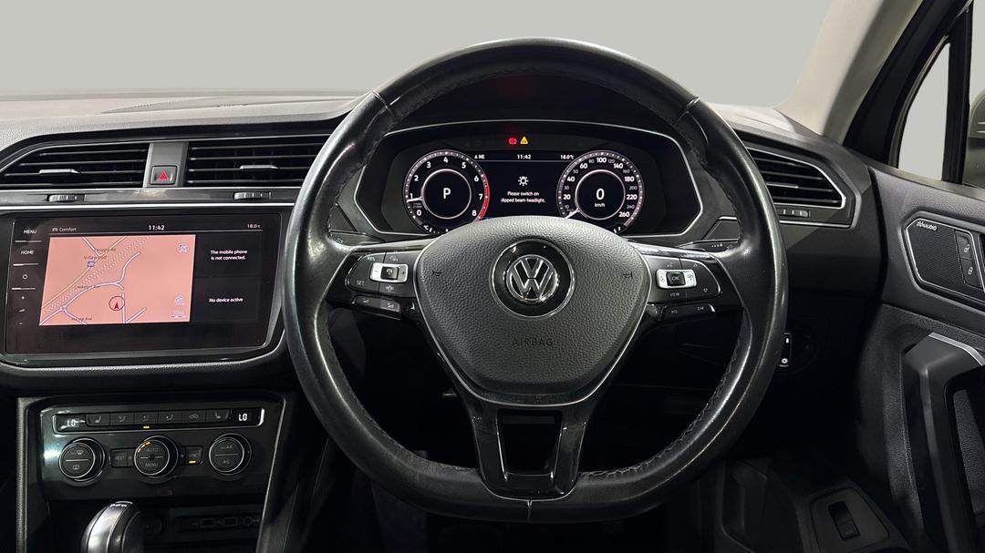 2018 Volkswagen Tiguan 162 Tsi Highline, Automatic, 81232 km, Steering Wheel Close-up