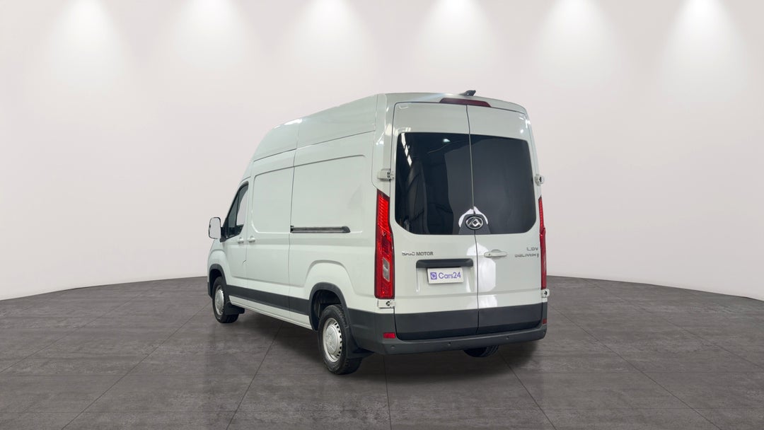 Left Back Diagonal (45- Degree) View