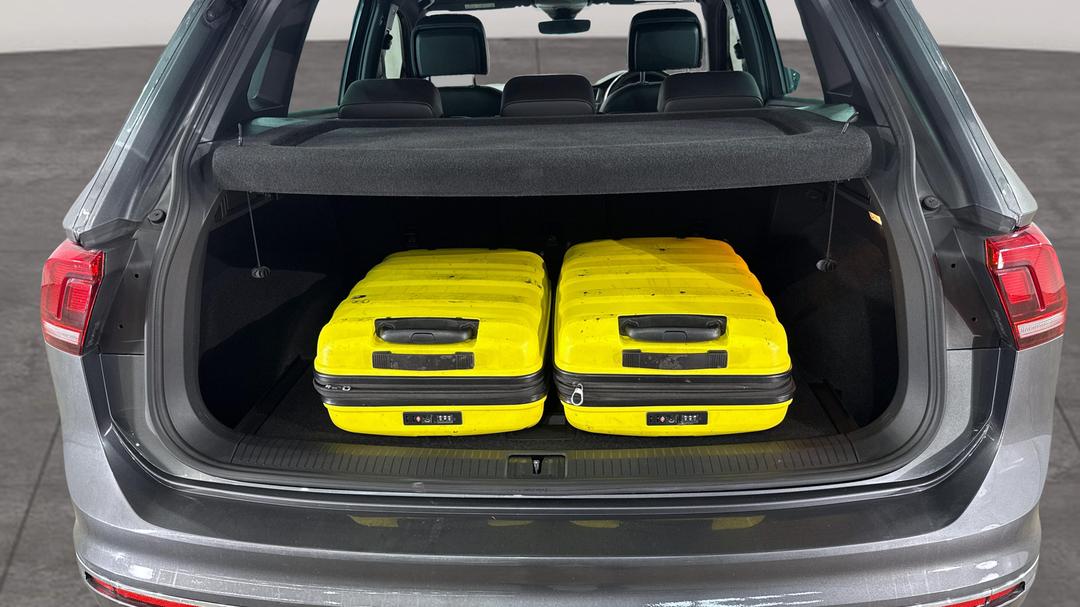 2019 Volkswagen Tiguan 132 Tsi R-line Edition, Automatic, 73872 km, Boot Inside View with Luggage