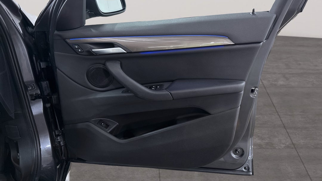 2020 BMW X1 sDrive 20i, Automatic, 44202 km, Speaker View