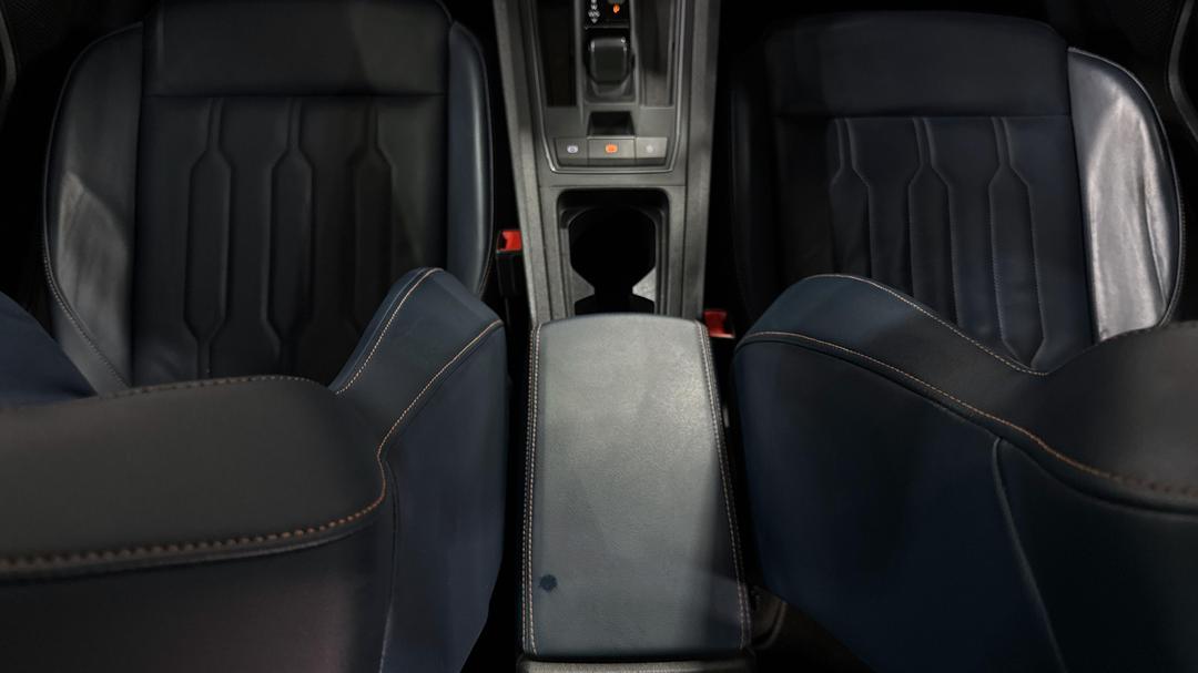 2022 Cupra Formentor Vzx, Automatic, 36458 km, Center Console