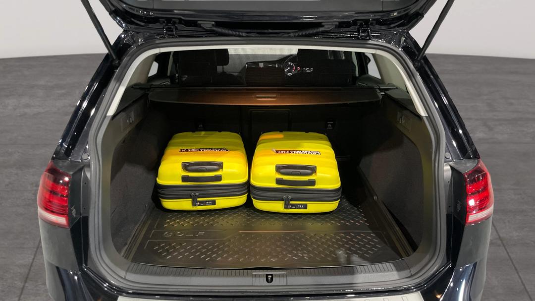 2018 Volkswagen Golf Alltrack 132 Tsi, Automatic, 64731 km, Boot Inside View with Luggage
