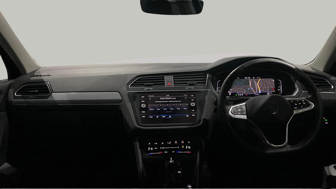 2021 Volkswagen Tiguan 132tsi Life, Automatic, 61764 km, Dashboard View