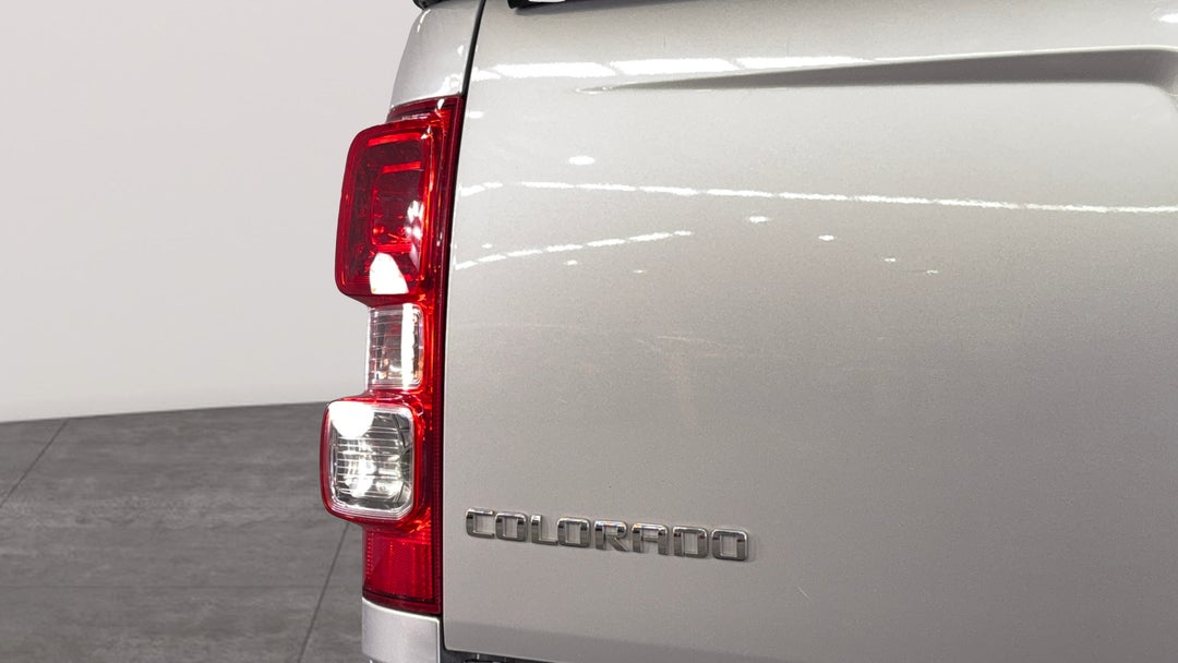 Badge (Boot Left Side)