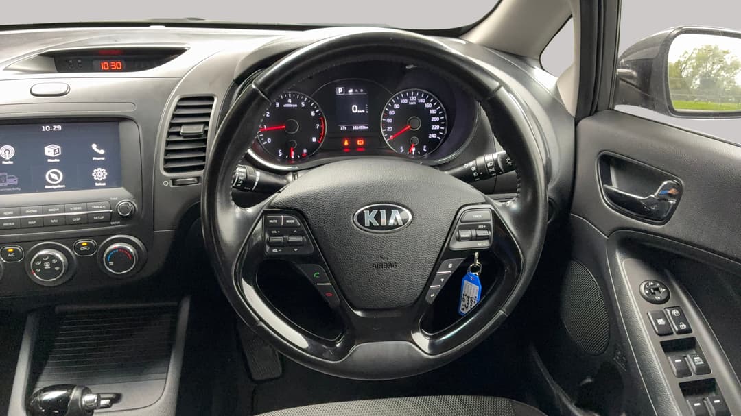 2017 Kia Cerato Sport, Automatic, 161453 km, Steering Wheel Close-up