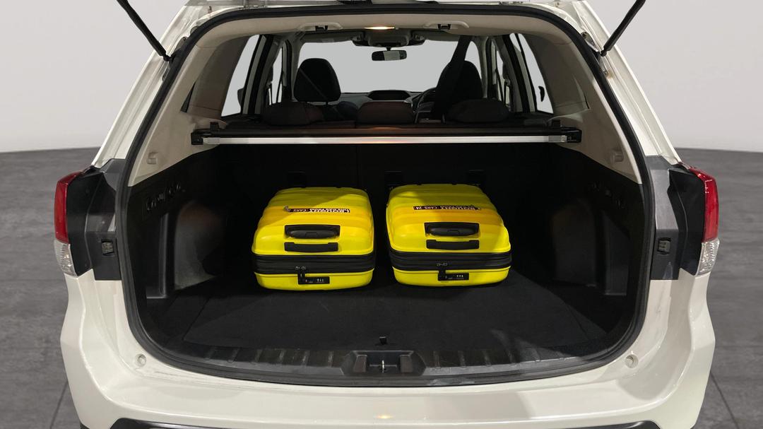 2024 Subaru Forester 2.5i (AWD), Automatic, 40401 km, Boot Inside View with Luggage