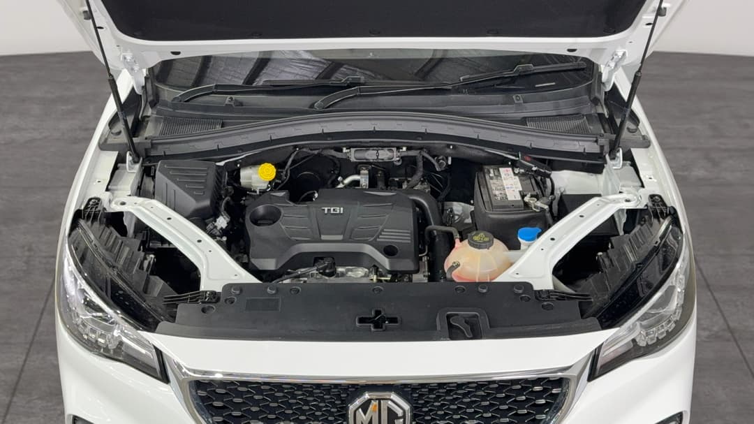 Open Bonnet (Engine)