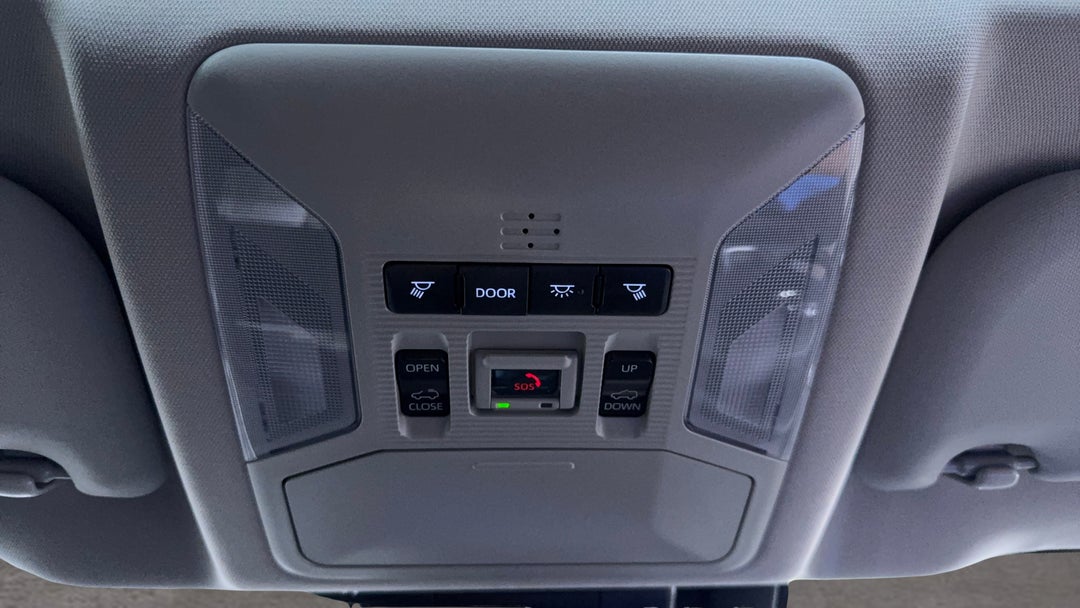 2024 Toyota RAV4 Cruiser (AWD) Hybrid, Automatic, 8302 km, On-Roof Controls/Sunglass holder