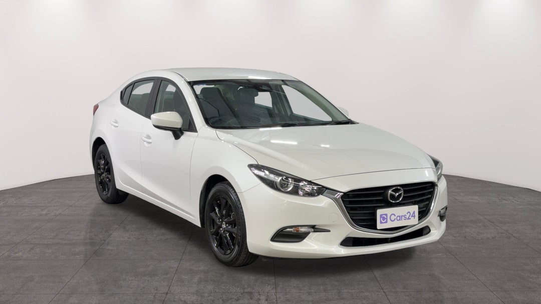 Right Front Diagonal (45- Degree) View