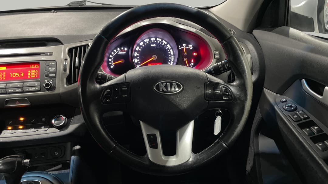 2014 Kia Sportage Si Premium (FWD), Automatic, 105429 km, Steering Wheel Close-up