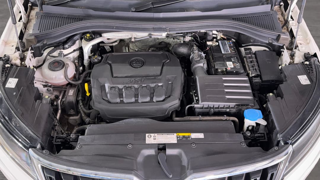 Open Bonnet (Engine)