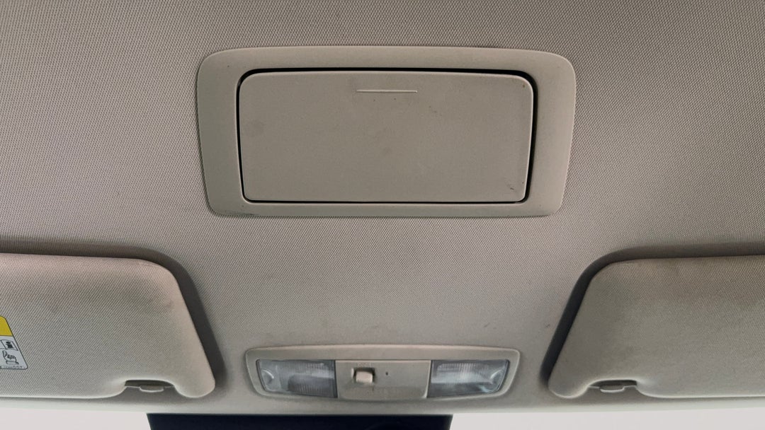 On-Roof Controls/Sunglass holder