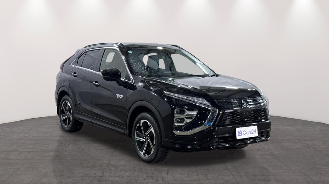 2024 Mitsubishi Eclipse Cross Exceed Phev (AWD), Automatic, 32174 km, Right Front Diagonal (45- Degree) View