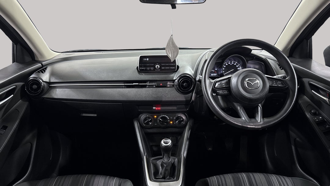 2017 Mazda Mazda2 Neo, Manual, 86429 km, Dashboard View