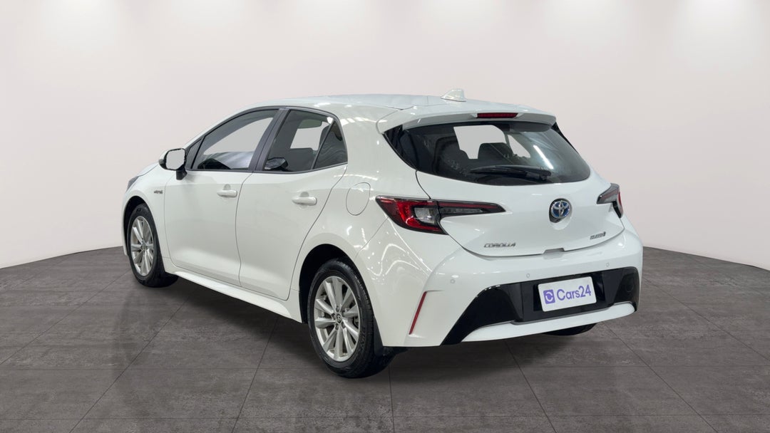 Left Back Diagonal (45- Degree) View