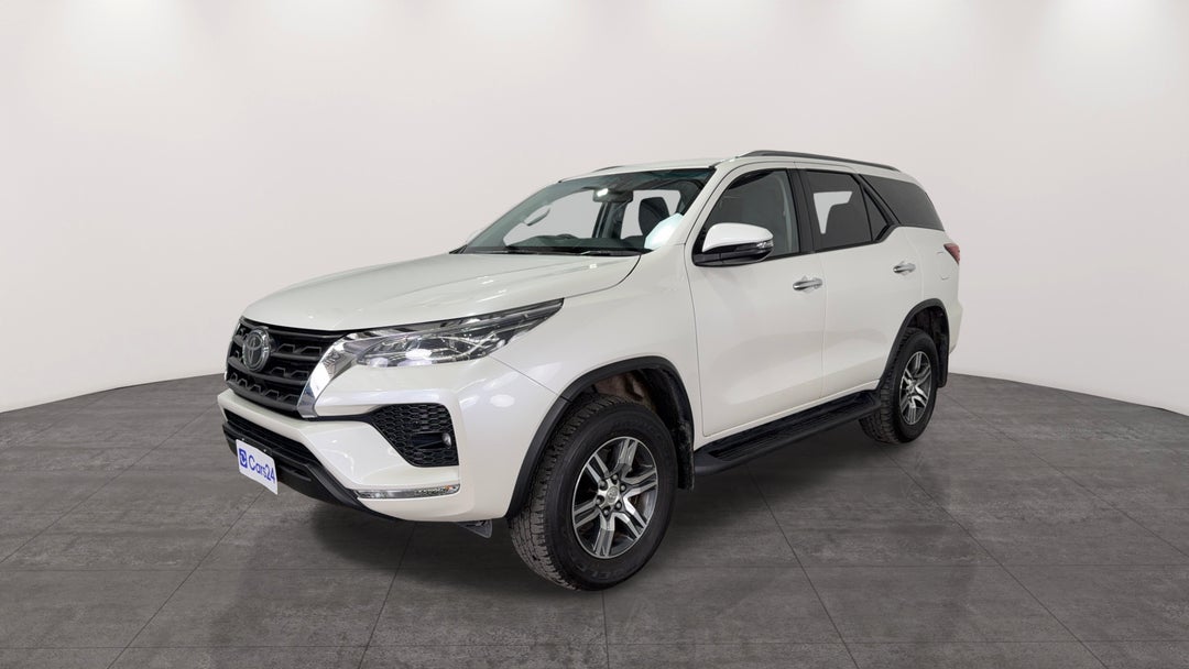 Left Front Diagonal (45- Degree) View