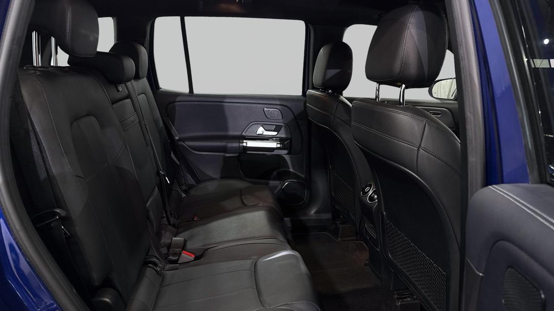 2020 Mercedes-benz Glb 250 4matic, Automatic, 75992 km, Right Side Rear Door Cabin View