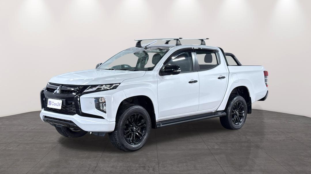2022 Mitsubishi Triton Gsr (4x4), Automatic, 58439 km, Left Front Diagonal (45- Degree) View
