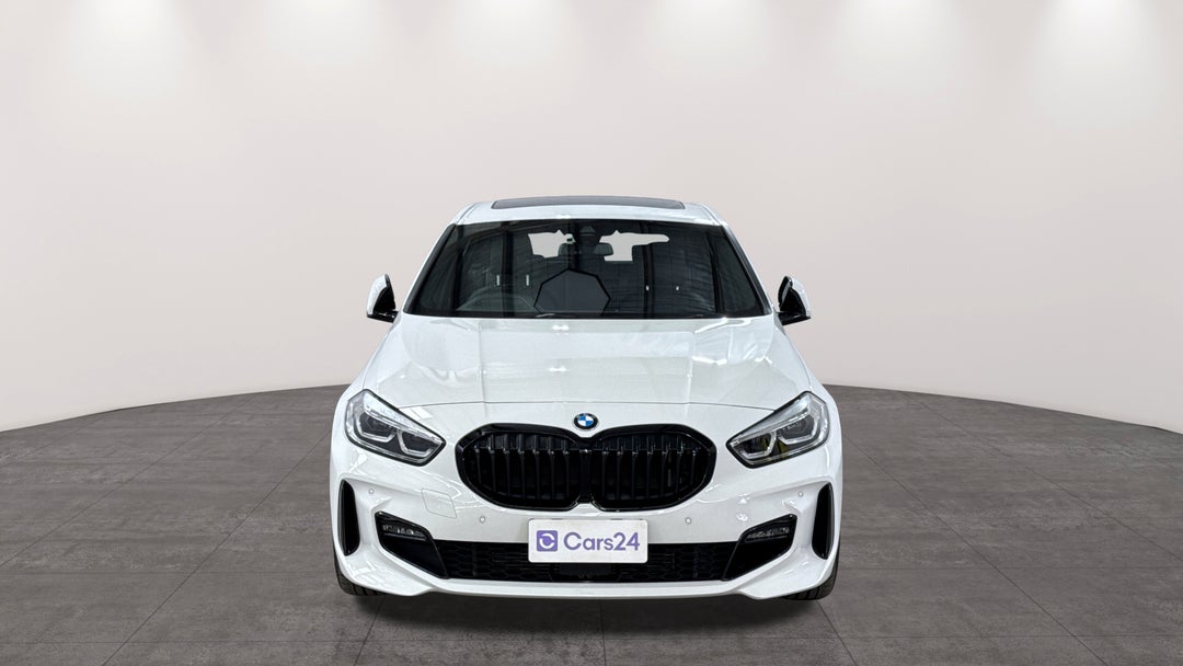 2023 BMW 1 18i M Sport, Automatic, 22449 km, Front View