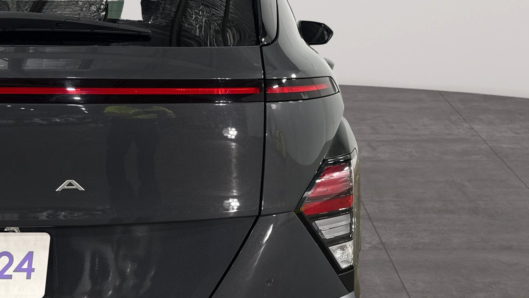 2023 Hyundai Kona Premium, Automatic, 32252 km, Badge (Boot Right Side)