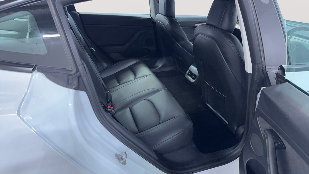 2021 Tesla Model 3 Standard Range Plus Rwd, Automatic, 48226 km, Right Side Rear Door Cabin View