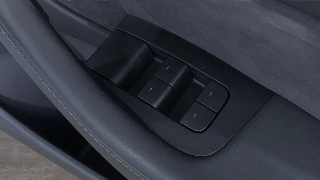 2021 Tesla Model 3 Standard Range Plus RWD, Automatic, 56712 km, Drivers Side Door Panel Controls