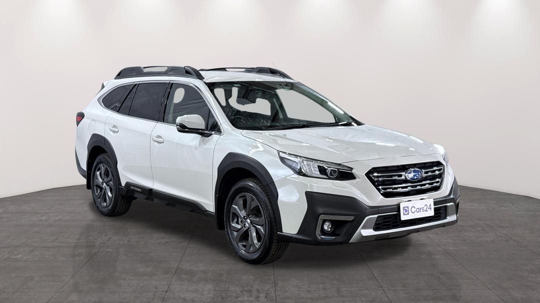 2021 Subaru Outback AWD, Automatic, 85753 km, Right Front Diagonal (45- Degree) View