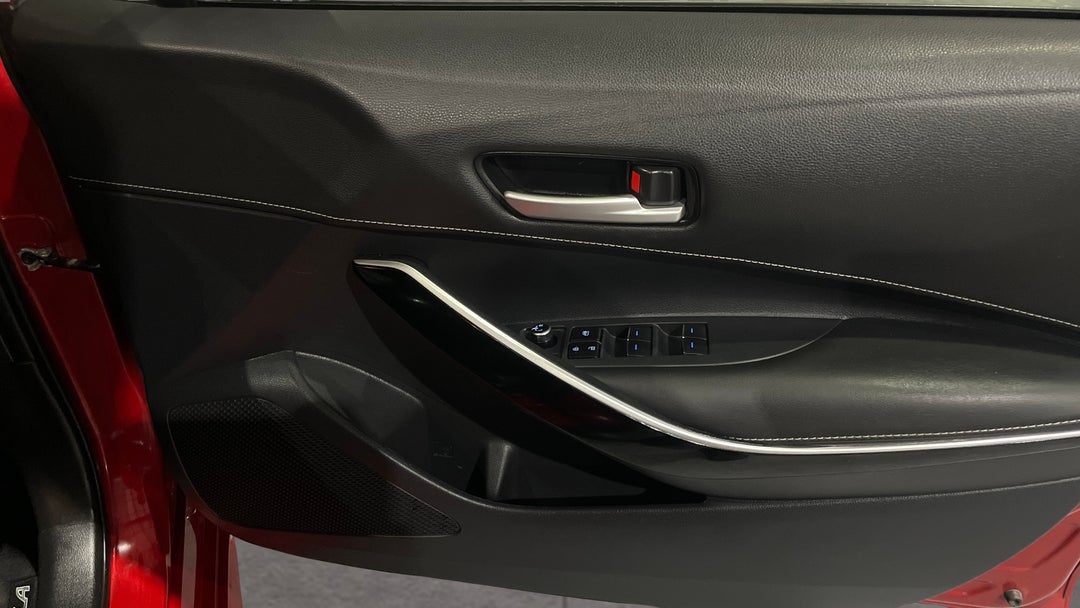 2020 Toyota Corolla Zr Hybrid, Automatic, 81999 km, Speaker View