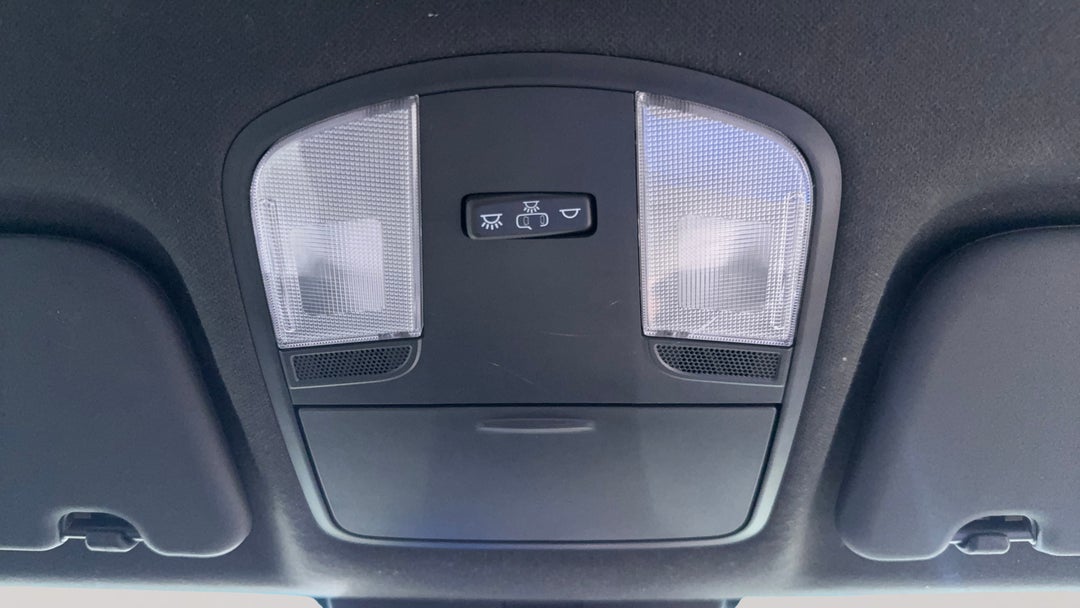 On-Roof Controls/Sunglass holder