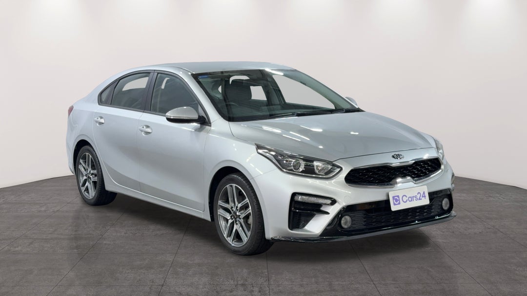 2018 Kia Cerato Sport Nav, Automatic, 91303 km, Right Front Diagonal (45- Degree) View