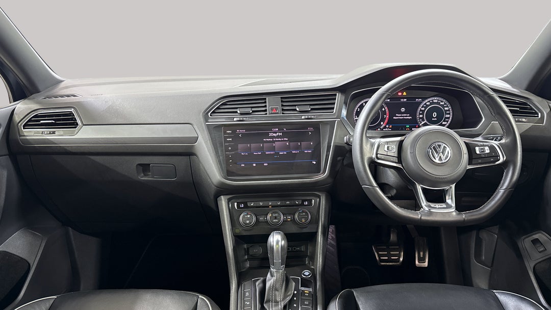 2018 Volkswagen Tiguan Allspace 162 Tsi Highline, Automatic, 82568 km, Dashboard View