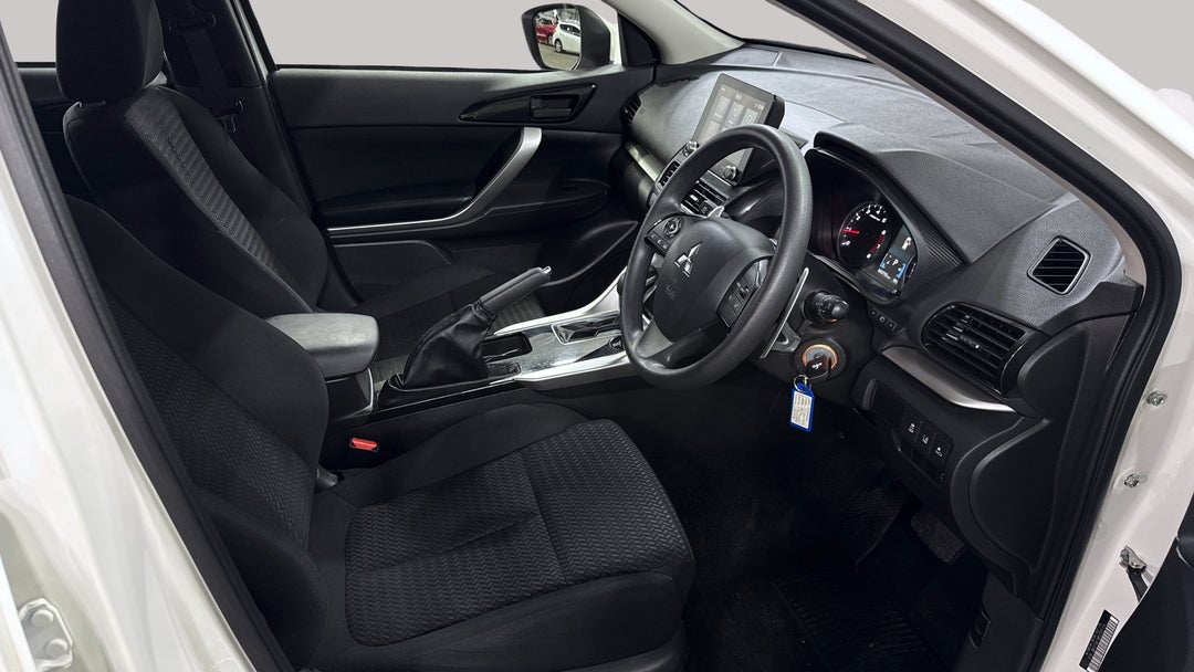 2023 Mitsubishi Eclipse Cross Es (2WD), Automatic, 43755 km, Right Side Front Door Cabin View