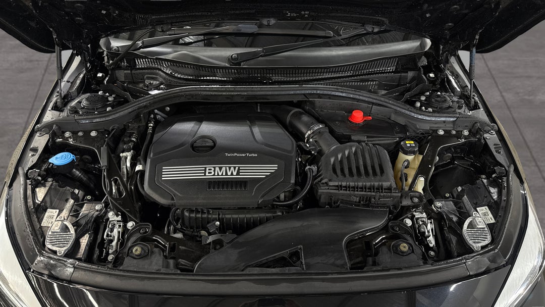 2021 BMW 1 18i M Sport, Automatic, 41761 km, Open Bonnet (Engine)