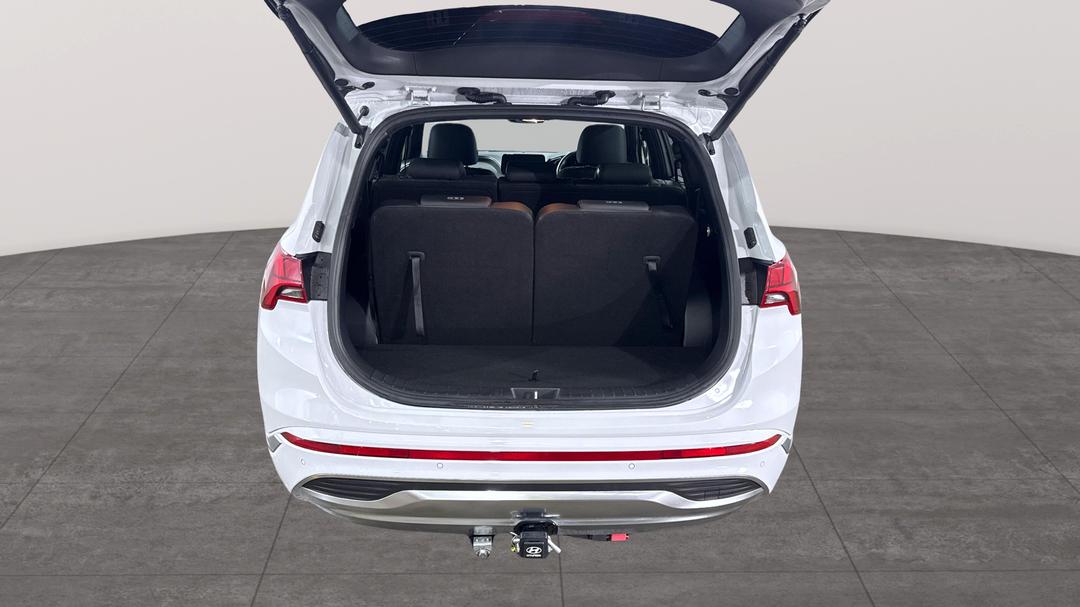 2023 Hyundai Santa Fe Highlander Crdi (AWD), Automatic, 31054 km, Boot Inside View