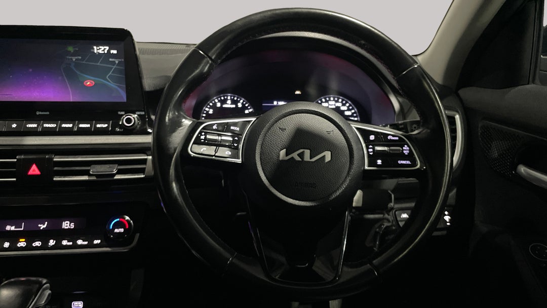 2021 Kia Seltos Sport (FWD), Automatic, 84476 km, Steering Wheel Close-up