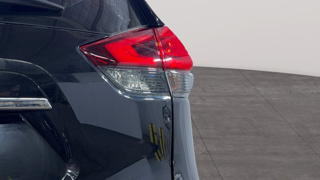 2021 Nissan X-trail St (2WD), Automatic, 104012 km, Badge (Boot Right Side)